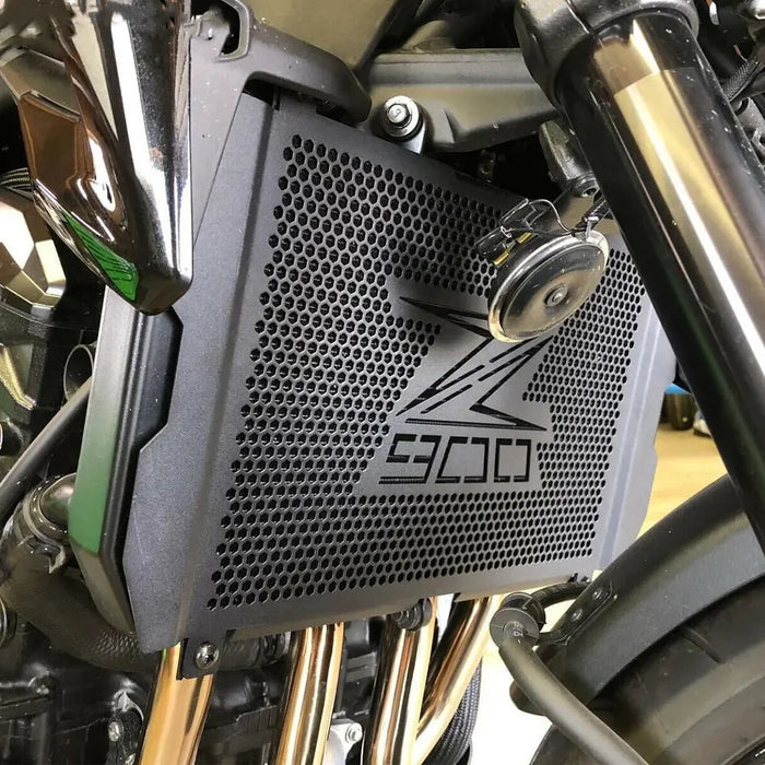 Cache Raditeur Z900